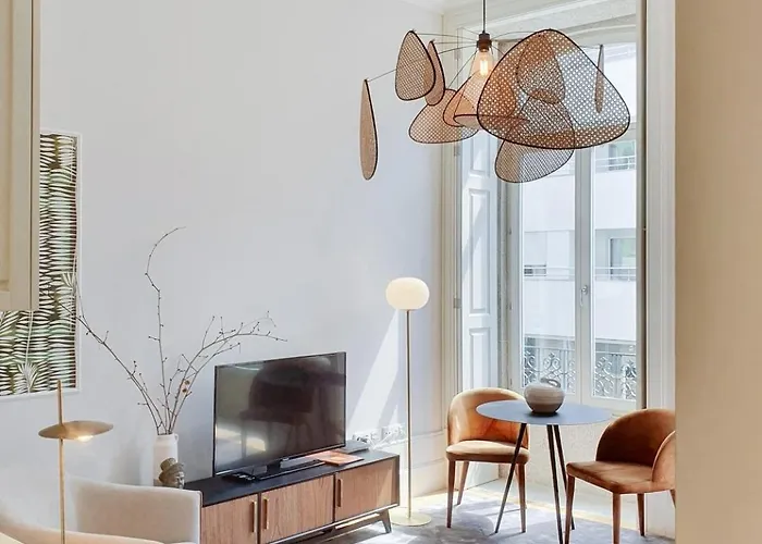 Classic Loft In Fully Renewed Building At Batalha Appartement Oporto