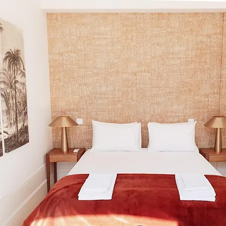 Classic Loft In Fully Renewed Building At Batalha Apartamento *