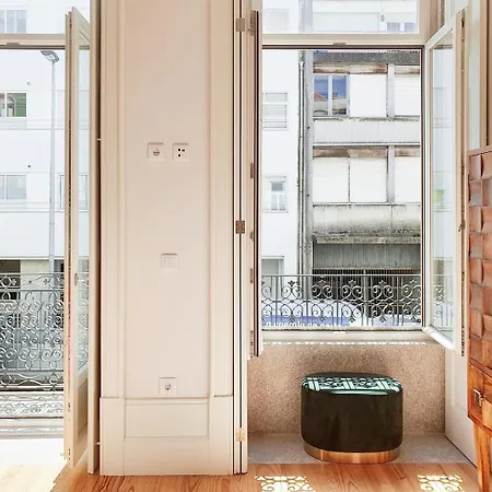 Apartamento Classic Loft In Fully Renewed Building At Batalha Oporto