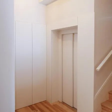 Classic Loft In Fully Renewed Building At Batalha * Oporto
