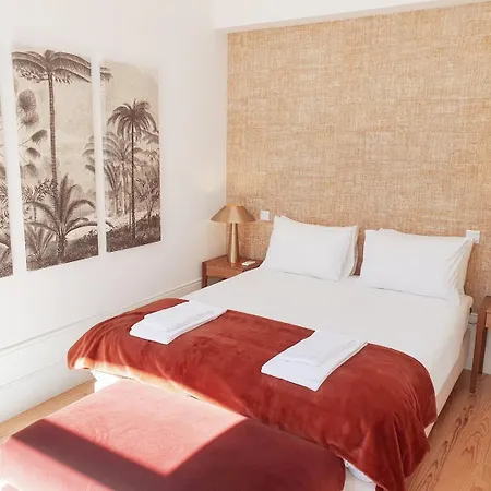 Classic Loft In Fully Renewed Building At Batalha * Porto