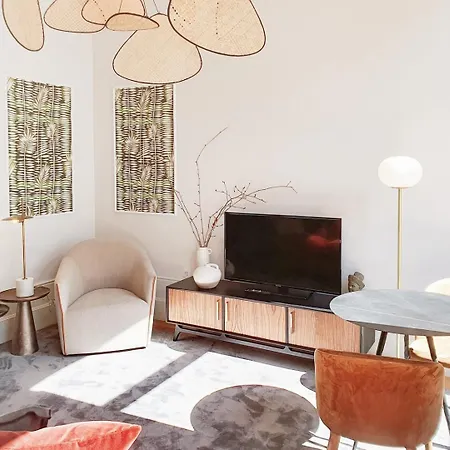 Appartement Classic Loft In Fully Renewed Building At Batalha Porto